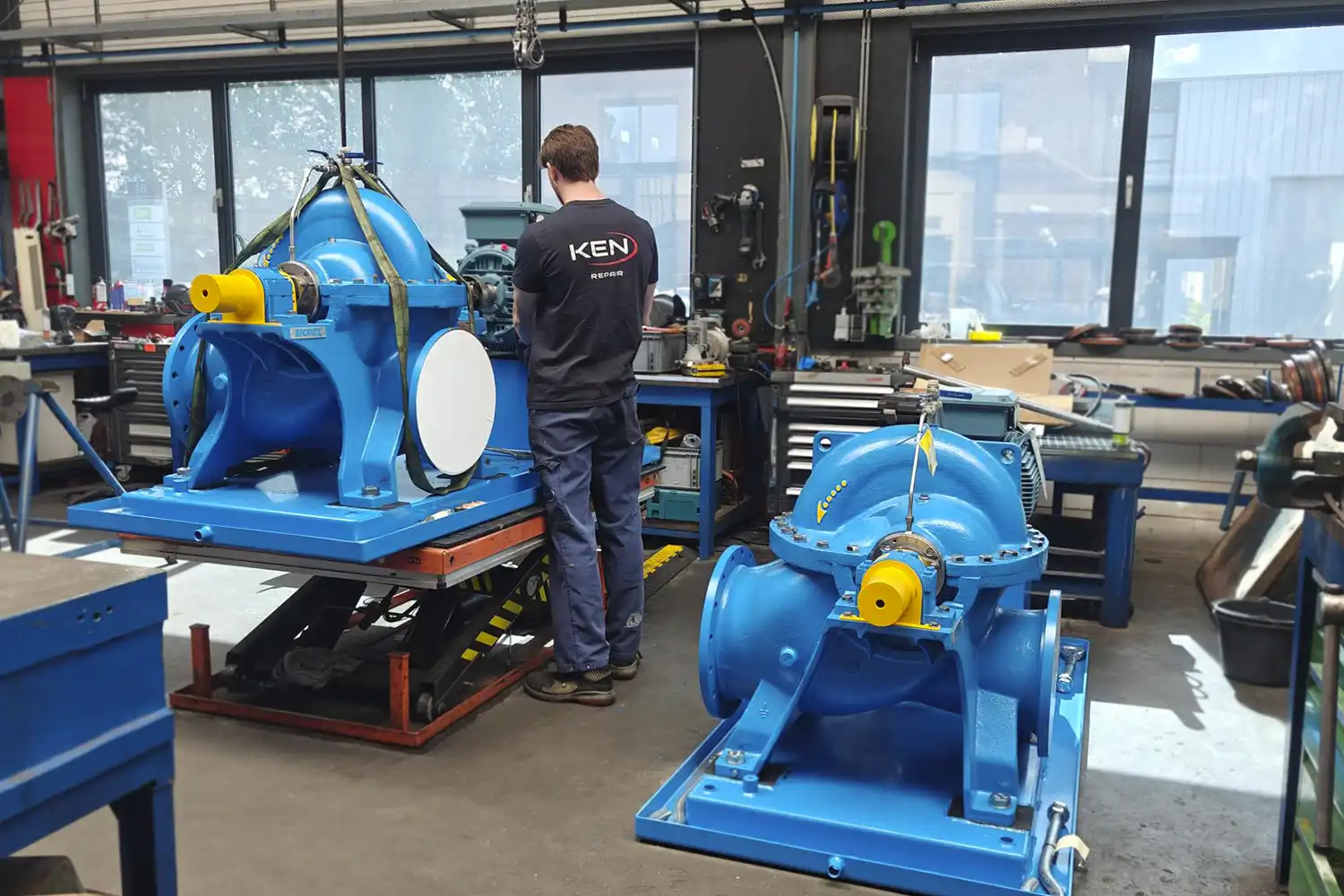 Centrifugaal pomp voor machine onderhoud bij revisiebedrijf KEN repair